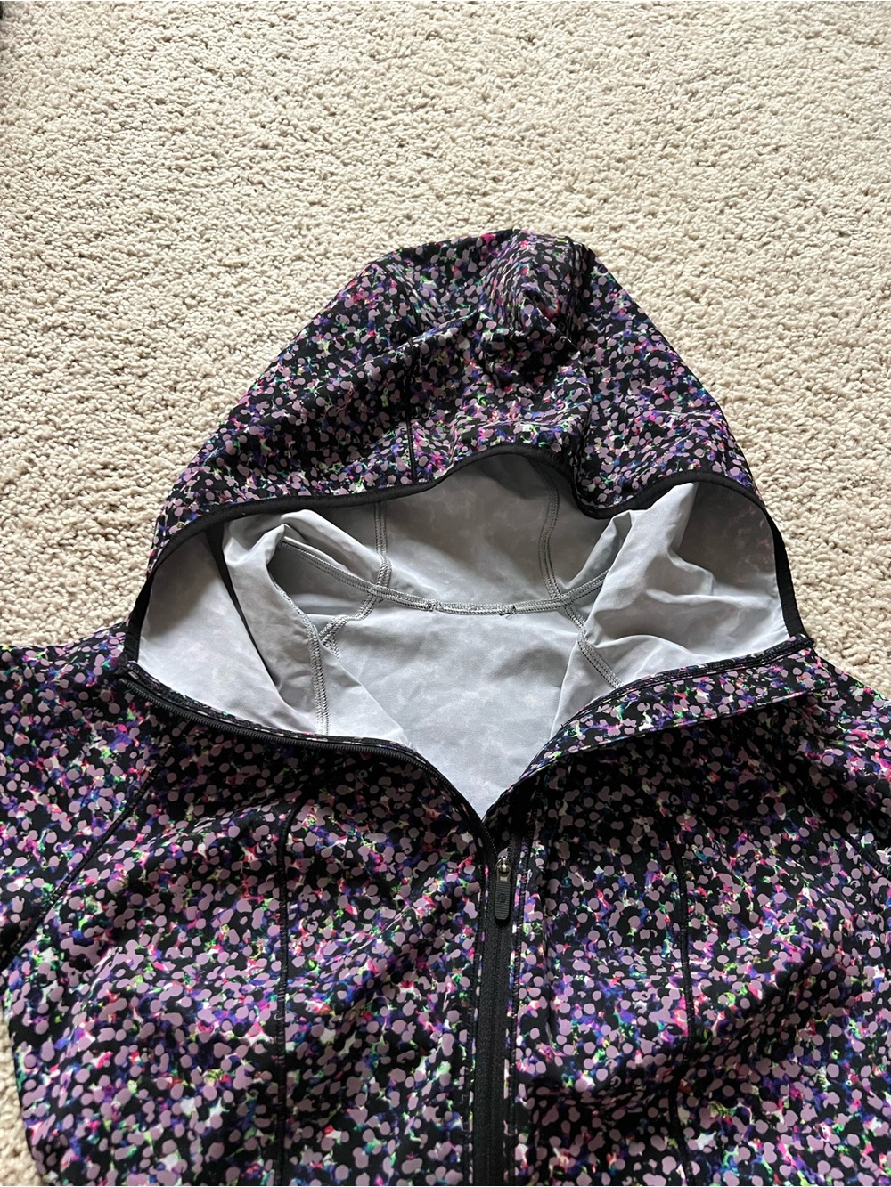 Lululemon Reflective Jacket - Picture 5 of 9